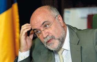 Salvador García 5