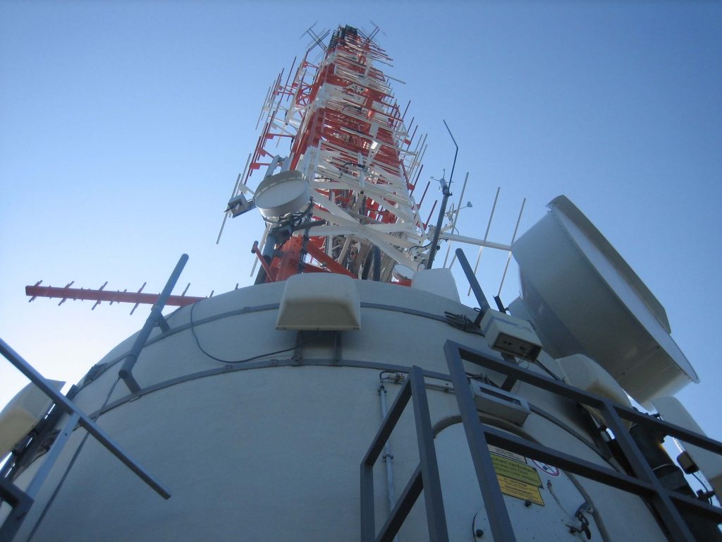 Antena telecomunicaciones
