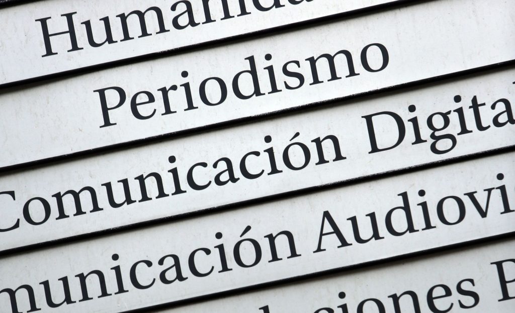 Universidad lista de carreras