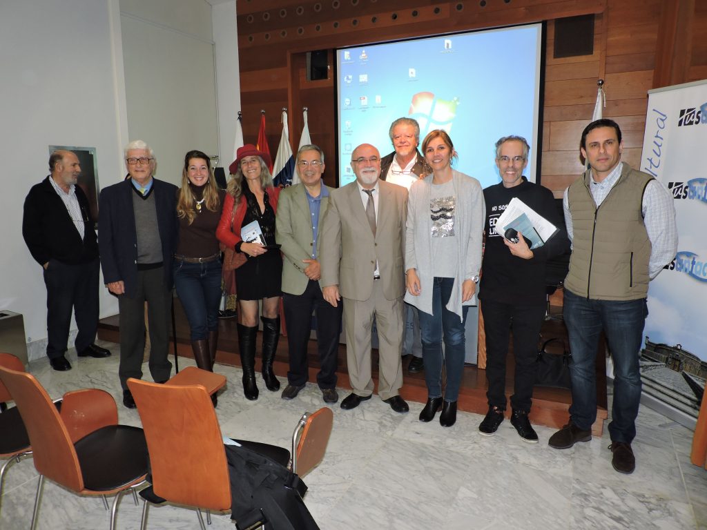 Mesa redonda TuSantaCruz