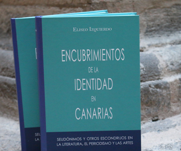Portadas de la última creación de Eliseo Izquierdo. (Instituto de Estudios Canarios)