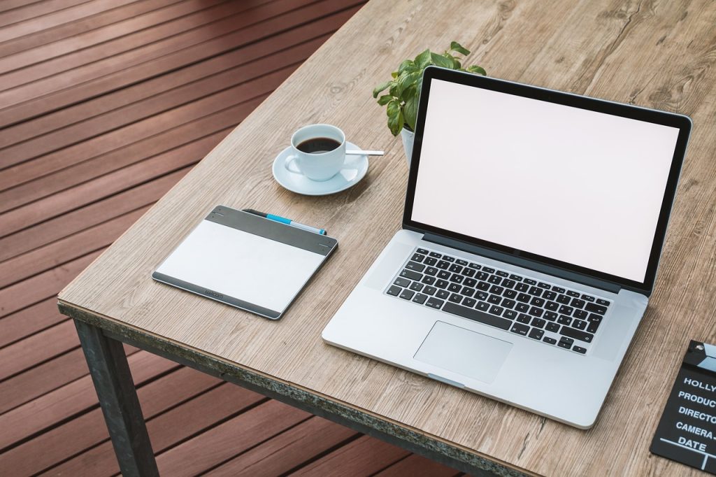 Ecosistema de un periodista autónomo. (PIXABAY)