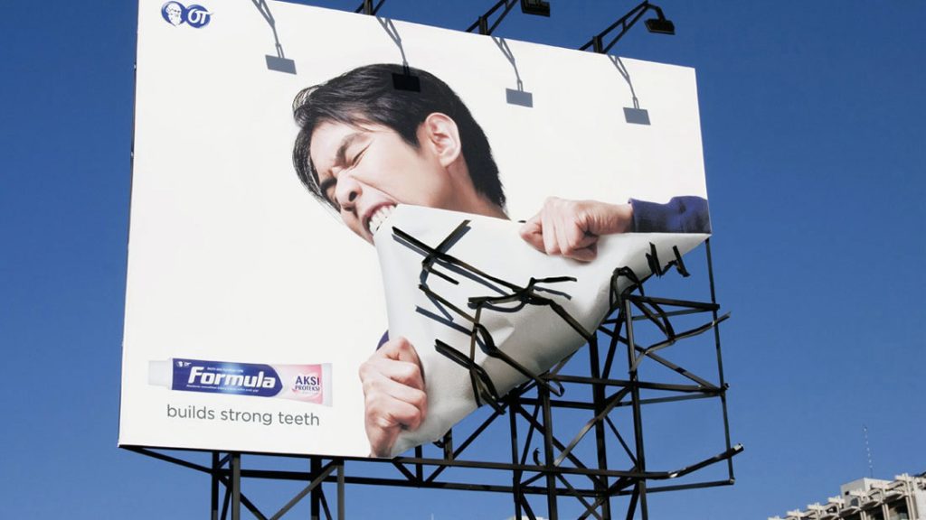 Valla exterior de publicidad. (MEDIAGROUP)