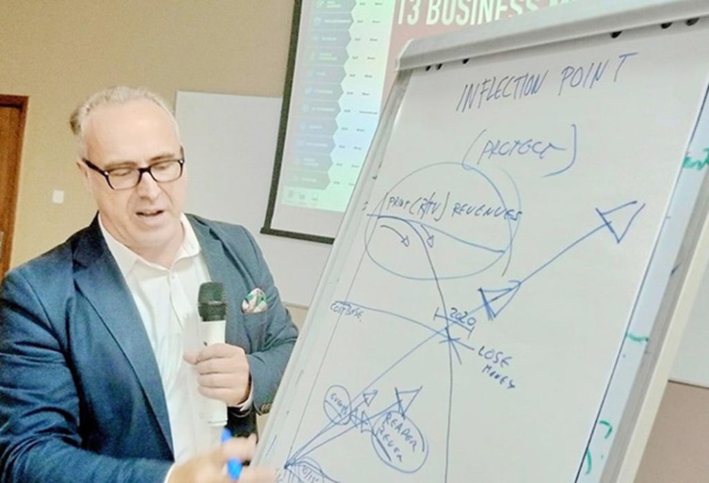“El buen periodismo es el principio y el fin”, dijo Juan Señor en una declaraciones recogidas por The Daily Report de Nigeria.