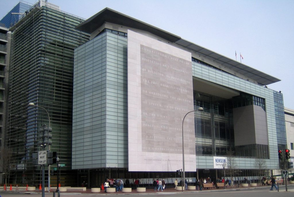 El Newseum. (WIKIPEDIA)