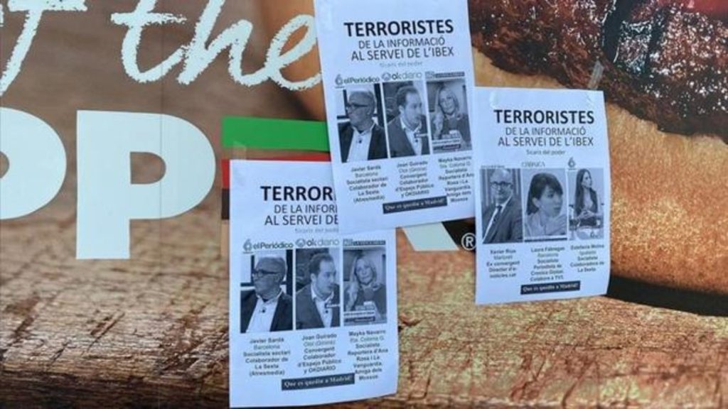 Pasquines aparecidos en Barcelona. (ABC)