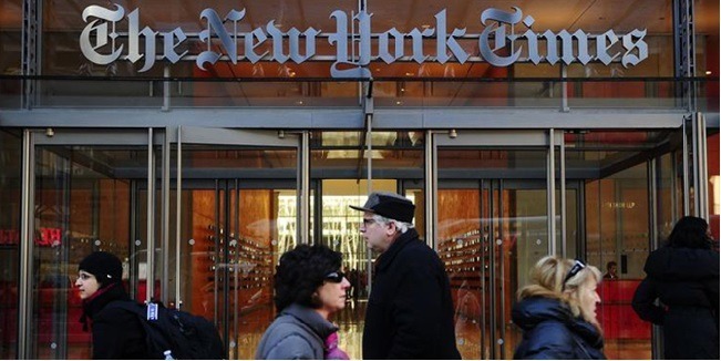 Entrada a la sede del NY Times. (DIRCOMFIDENCIAL)