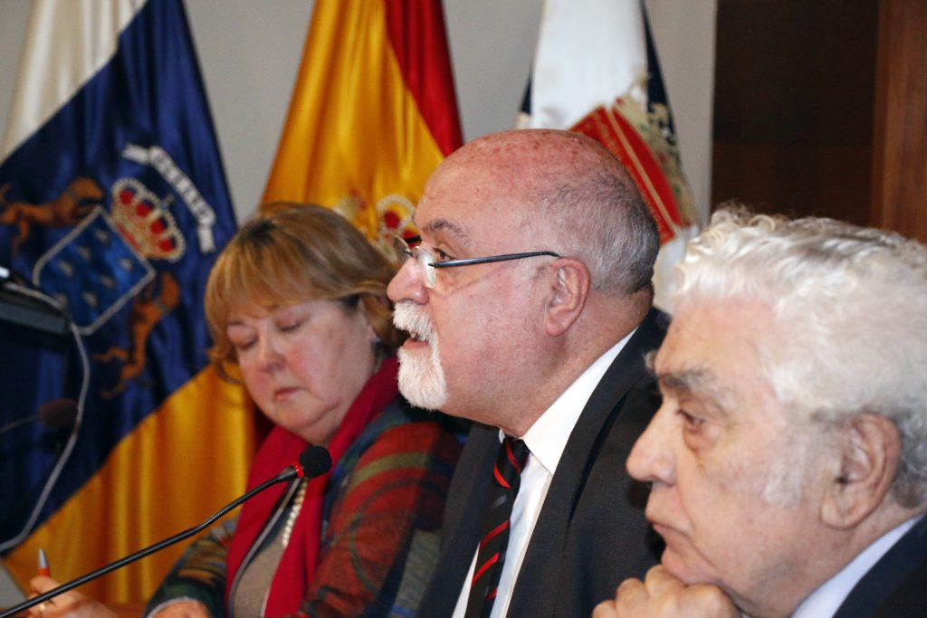 Salvador García Llanos durante la celebración del acto. (APT)