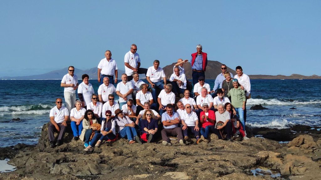 Antiguos alumnos de la primera promoción de la Universidad laboral de Las Palmas en su VI Encuentro.