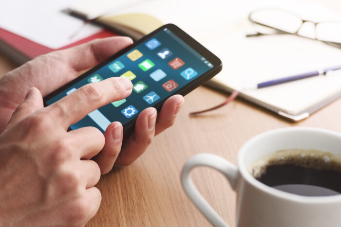 WhatsApp se ha convertido en una de las redes más usadas y por eso los editores están viendo cómo aprovechar sus grandes audiencias.