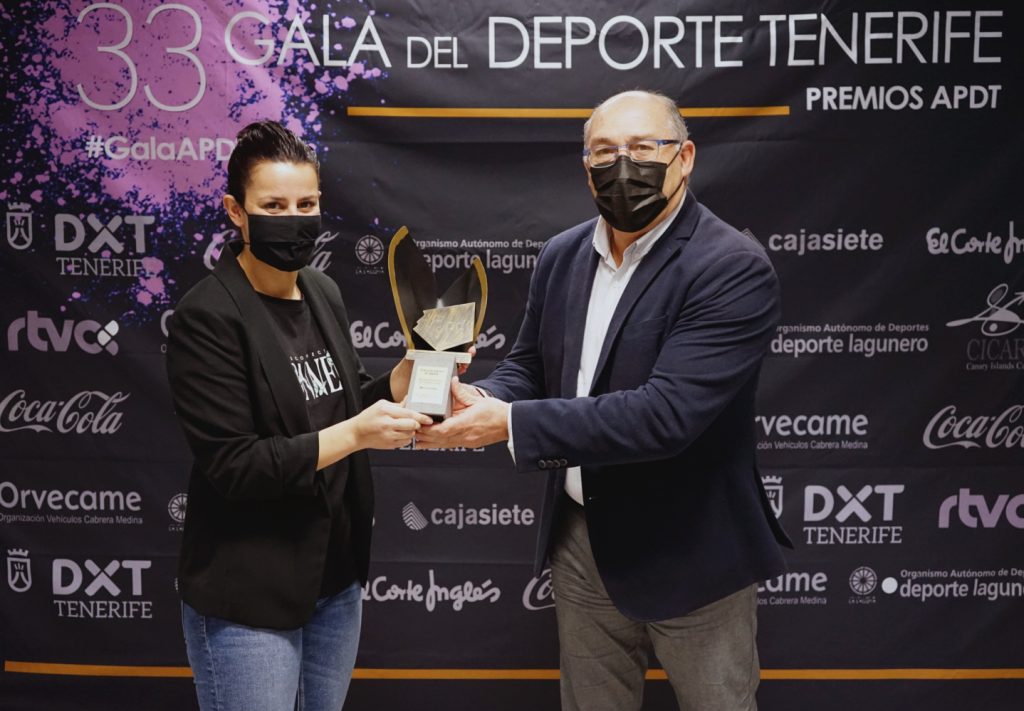 María González y Manuel López.