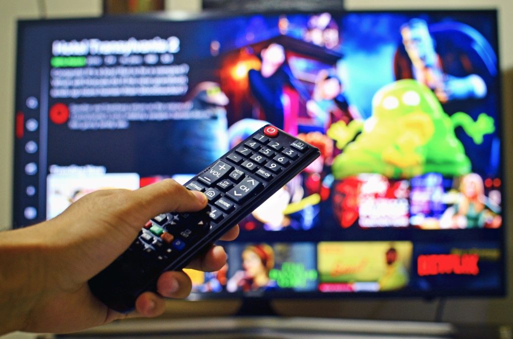 31.652.000 vieron la televisión al menos un minuto cada día en 2020.