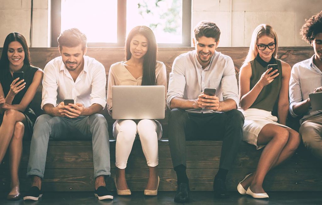 Los jóvenes tienen diferentes hábitos de uso e intereses con respecto al contenido de las noticias. (LP)