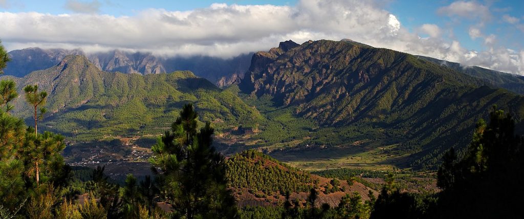 Parque Nacional de la Caldera de Taburiente. (WIKIPEDIA)