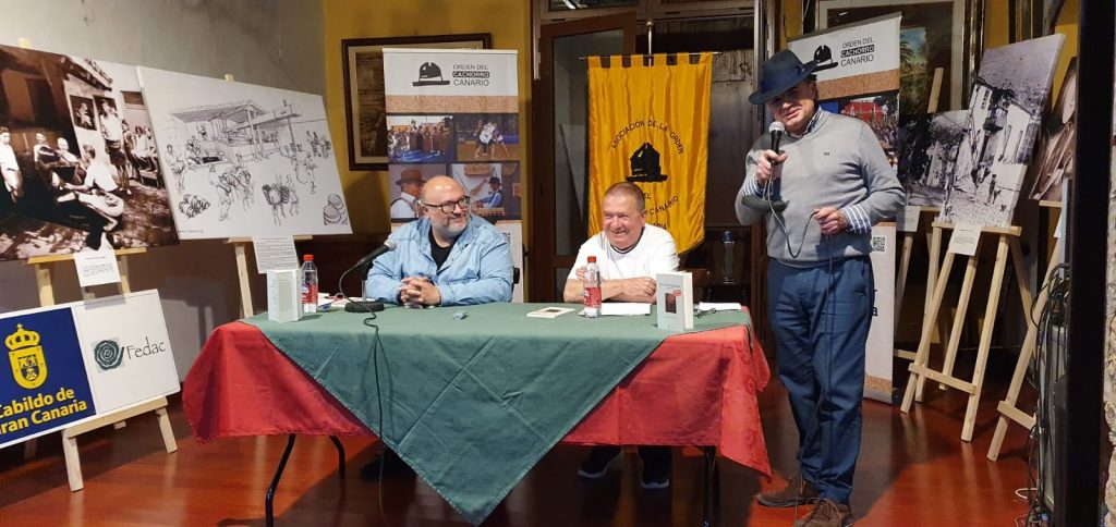 Imagen del acto celebrado en la Orden del Cachorro Canario. (FOTO CEDIDA)