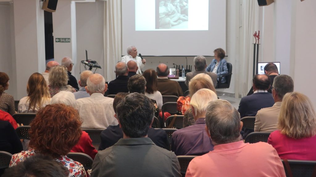 Presentación de la última novela de Juan Cruz. (AYTO. PUERTO DE LA CRUZ)