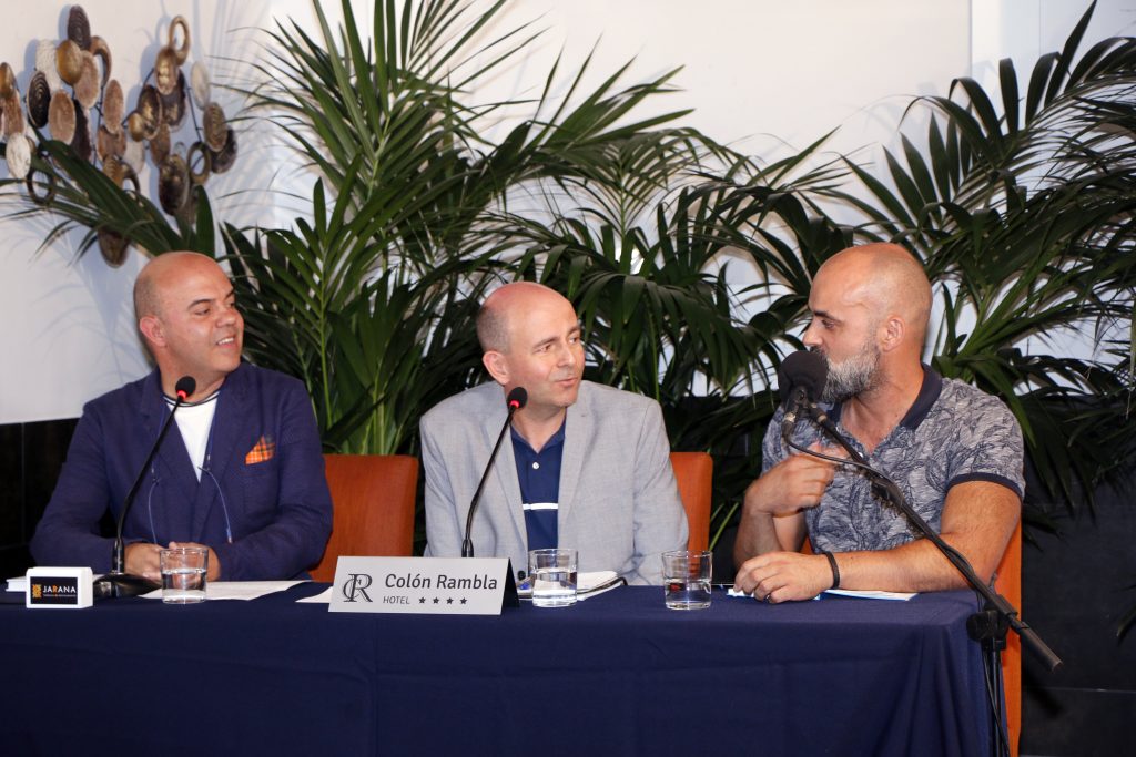 Miguel Galván, Juan Ruiz y Erick Canino durante la presentación. JOSE LUIS RODRÍGUEZ (ACAN)