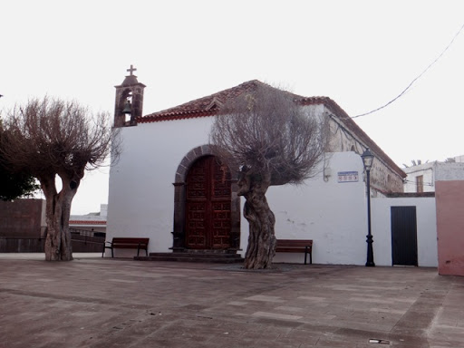 Plaza de la parroquia de San José (San Juan de la Rambla).