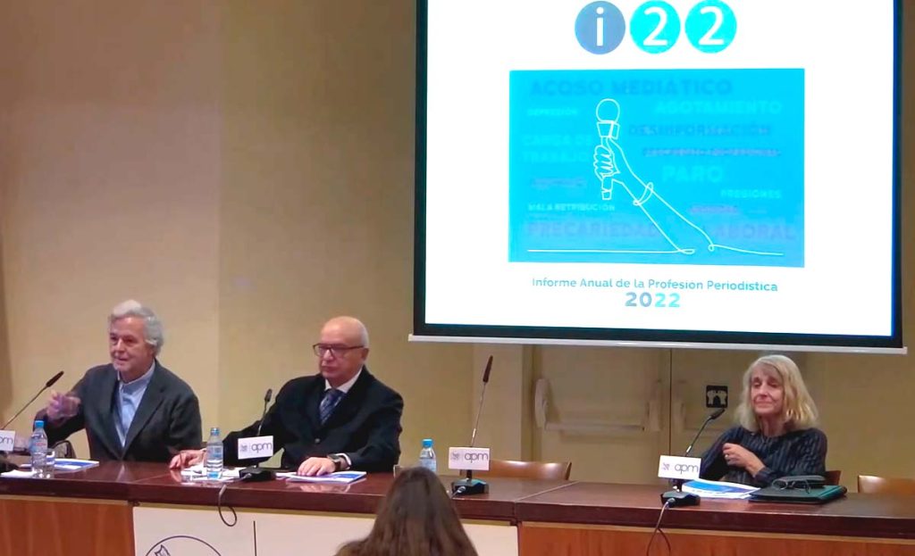 Un momento de la presentación del Informe Anual de la Profesión Periodística. (LABORATORIO DE PERIODISMO)