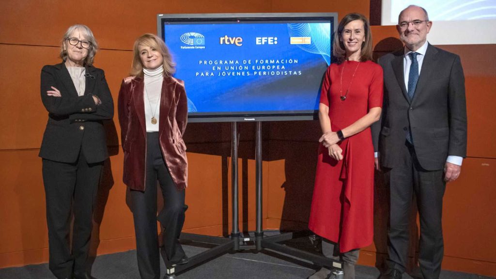 Gabriela Cañas, Elena Sánchez, Elena Ochoa y Jaume Duch. (RTVE)