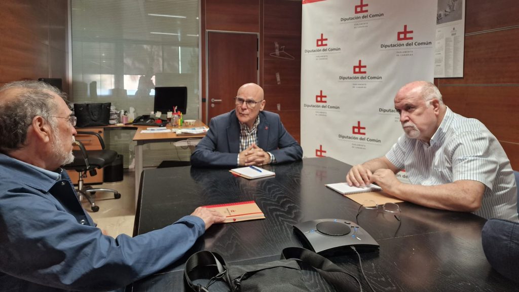Manuel Negrín, Rafael Yanes y Salvador García, durante la reunión.