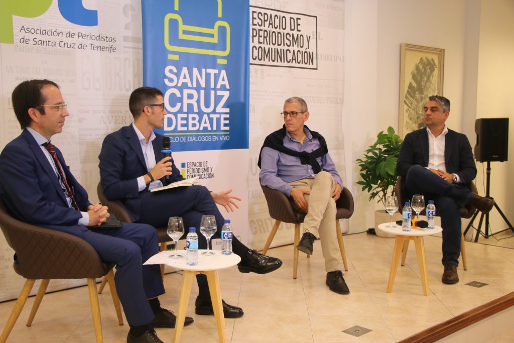 230420 SANTA CRUZ DEBATE 02
