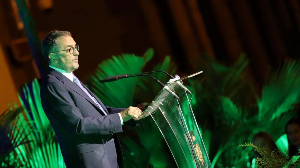 Juan Galarza, durante su intervención. AYUNTAMIENTO DE SANTA CRUZ DE TENERIFE