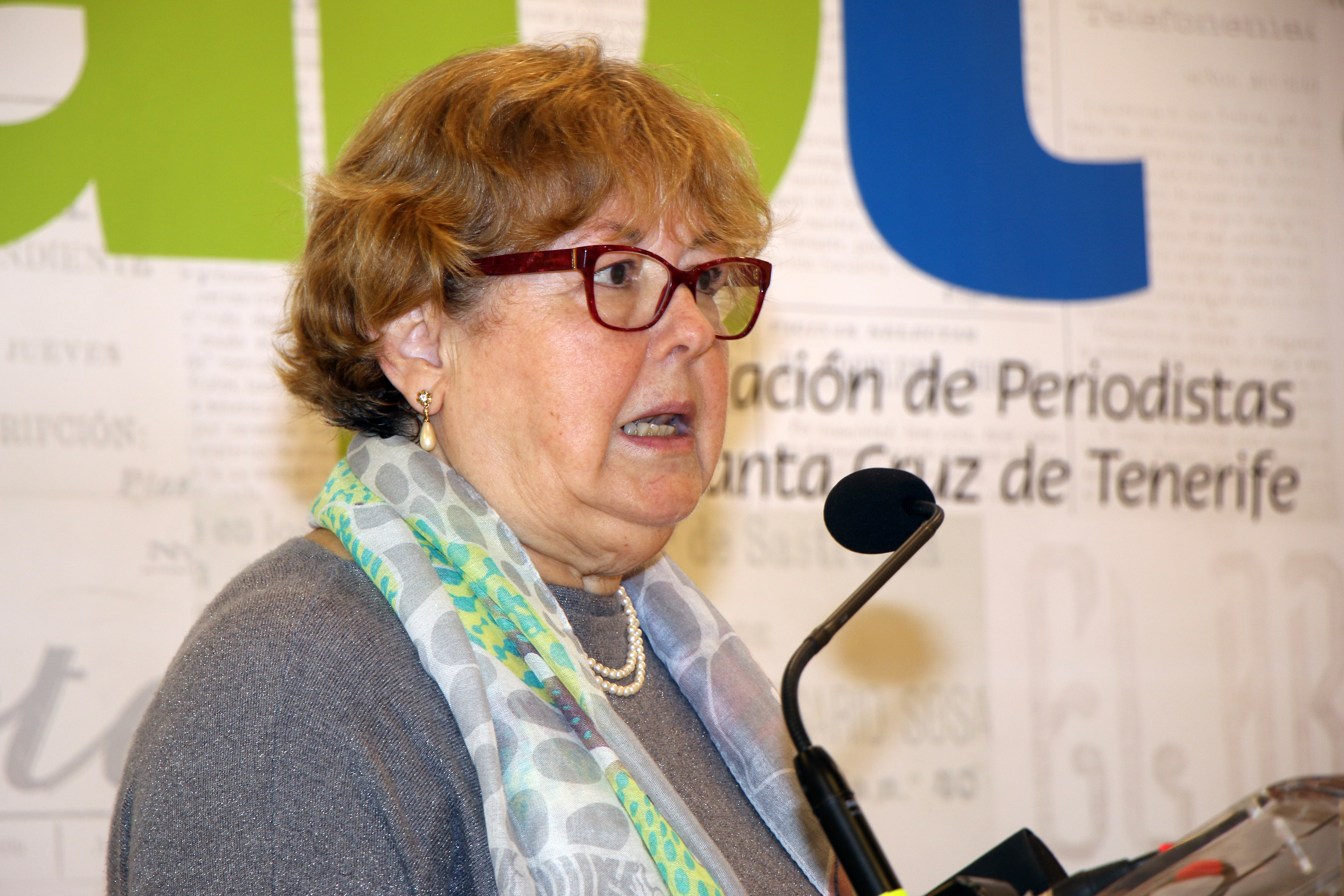 María Luisa Arozarena.