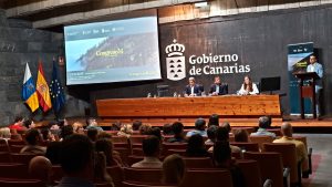 Salón de actos de la Presidencia del Gobierno de Canarias en Santa Cruz de Tenerife, una de las sedes del 5.º Congreso H. (Sofía Carballo / PULL)