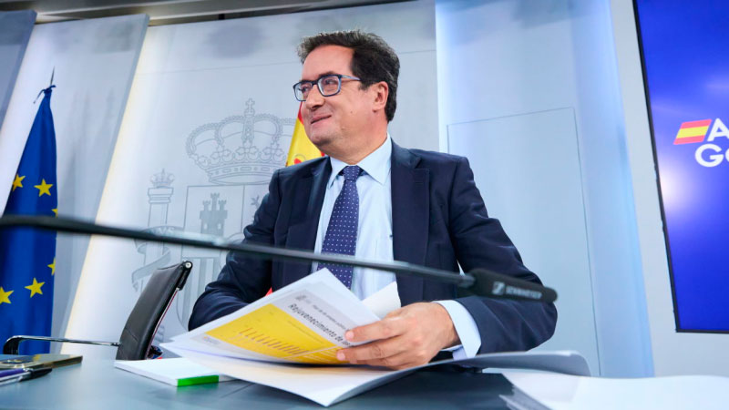 Óscar López