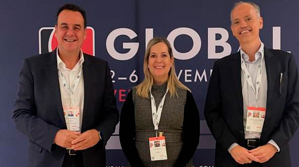 Desde la izquierda, Carlos Salazar, María Cecilia Aponte y Santiago Castilla