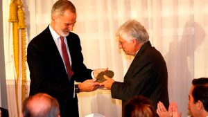 Entrega del premio Francisco Cerecedo a Fran Sevilla. (Casa de S.M. el Rey)