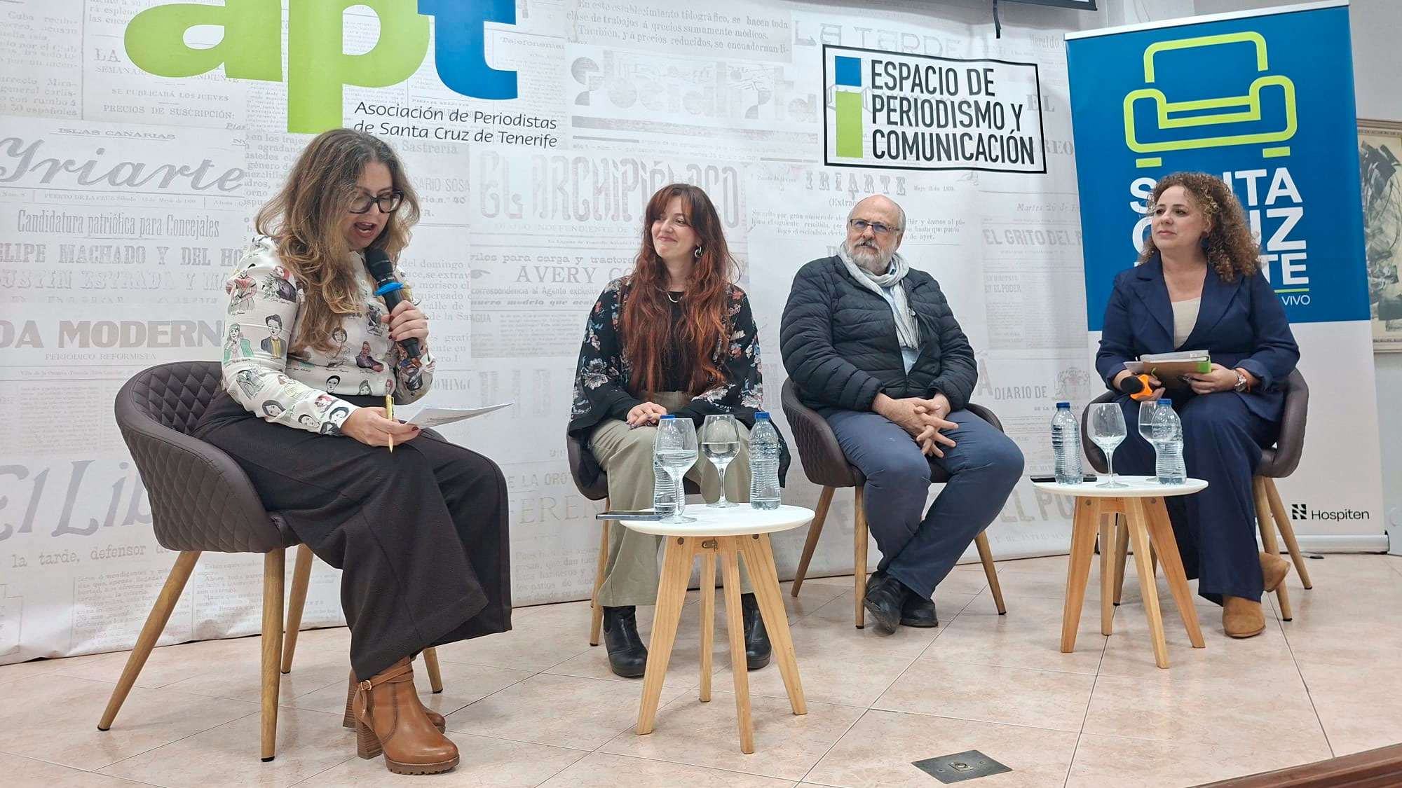 Desde la izquierda, Carmen Julia Hernández, Dácil Roca, Francisco Pomares y Juani Brito. (APT)