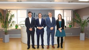 Desde la izquierda, Óscar Elices, Pedro Luis Cobiella, Alberto Martínez y María de Oyarzábal.