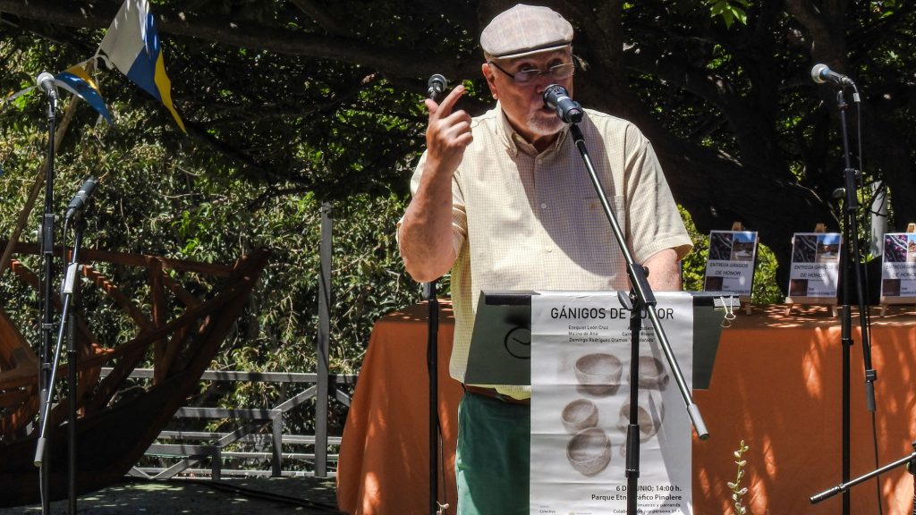 Salvador García, durante la glosa a Carmelo Rivero.