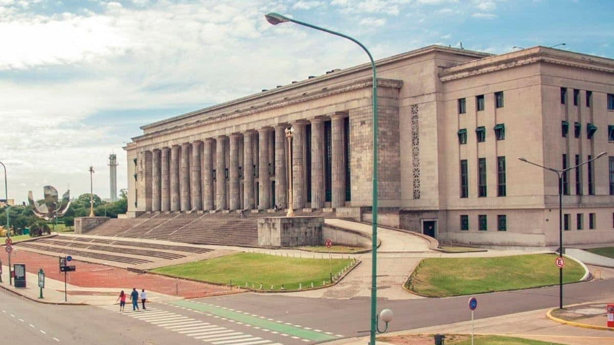 Universidad de Buenos Aires (Argentina).