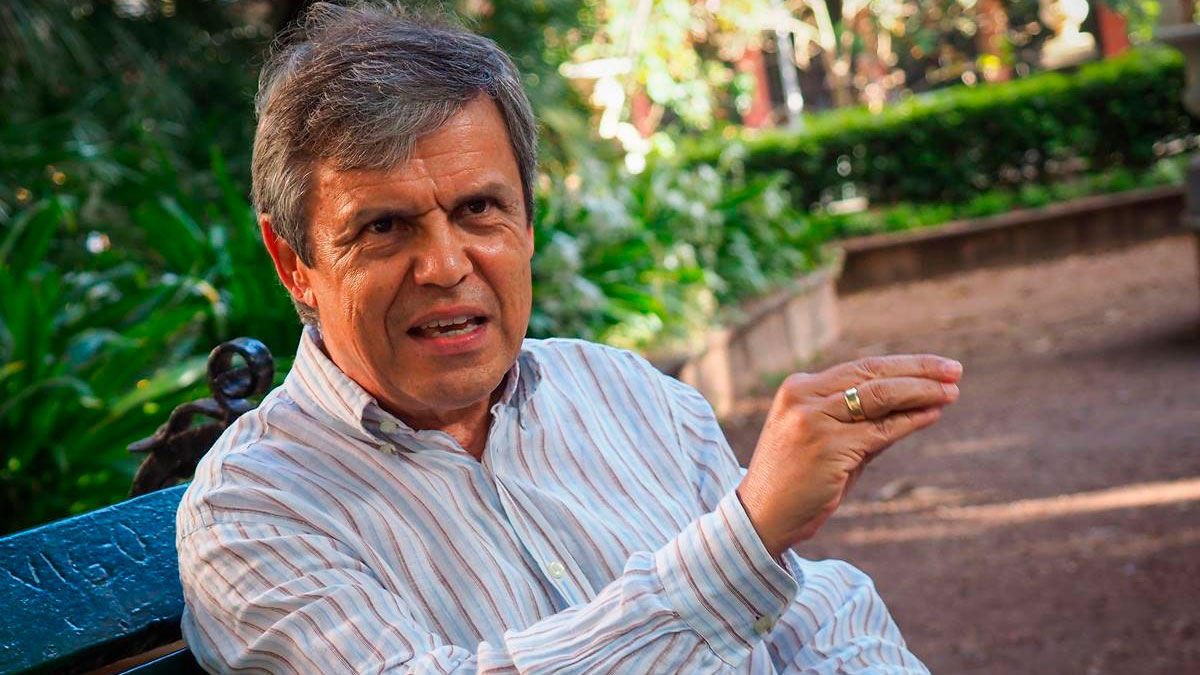 Julio Yanes Mesa.