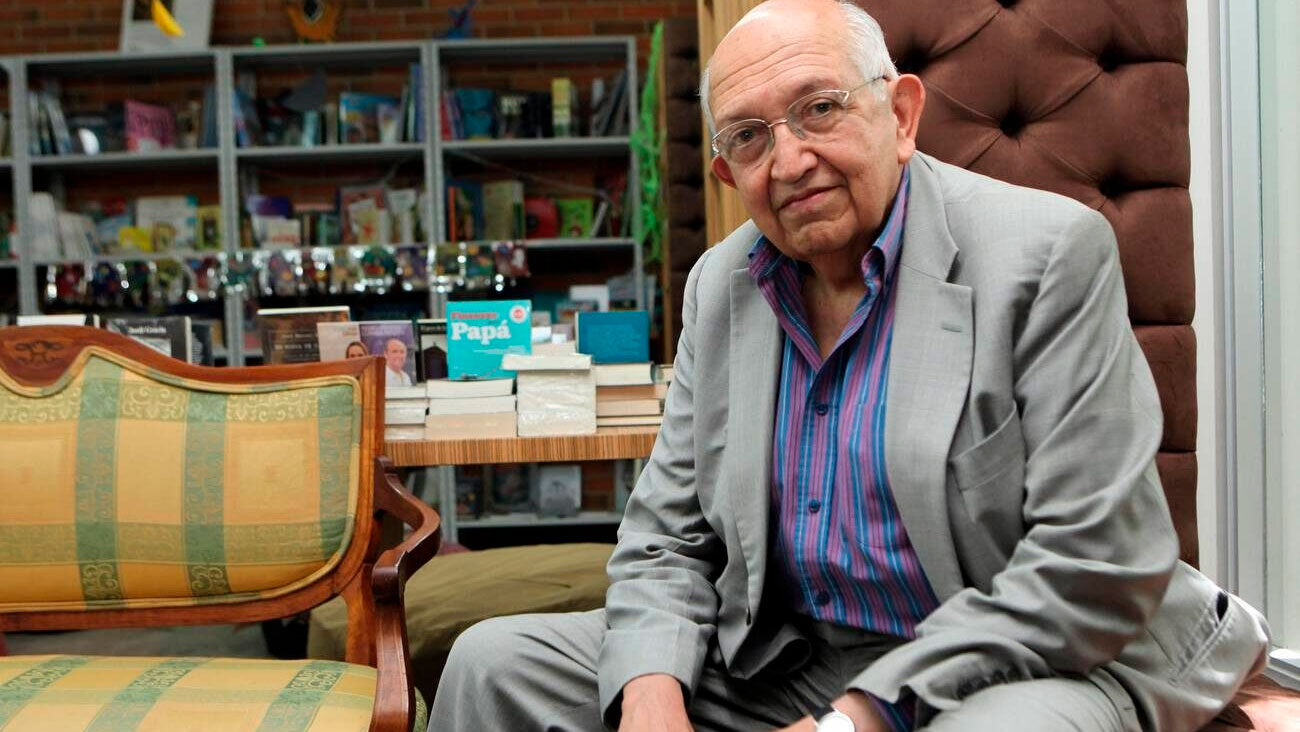 Plinio Apuleyo Mendoza.